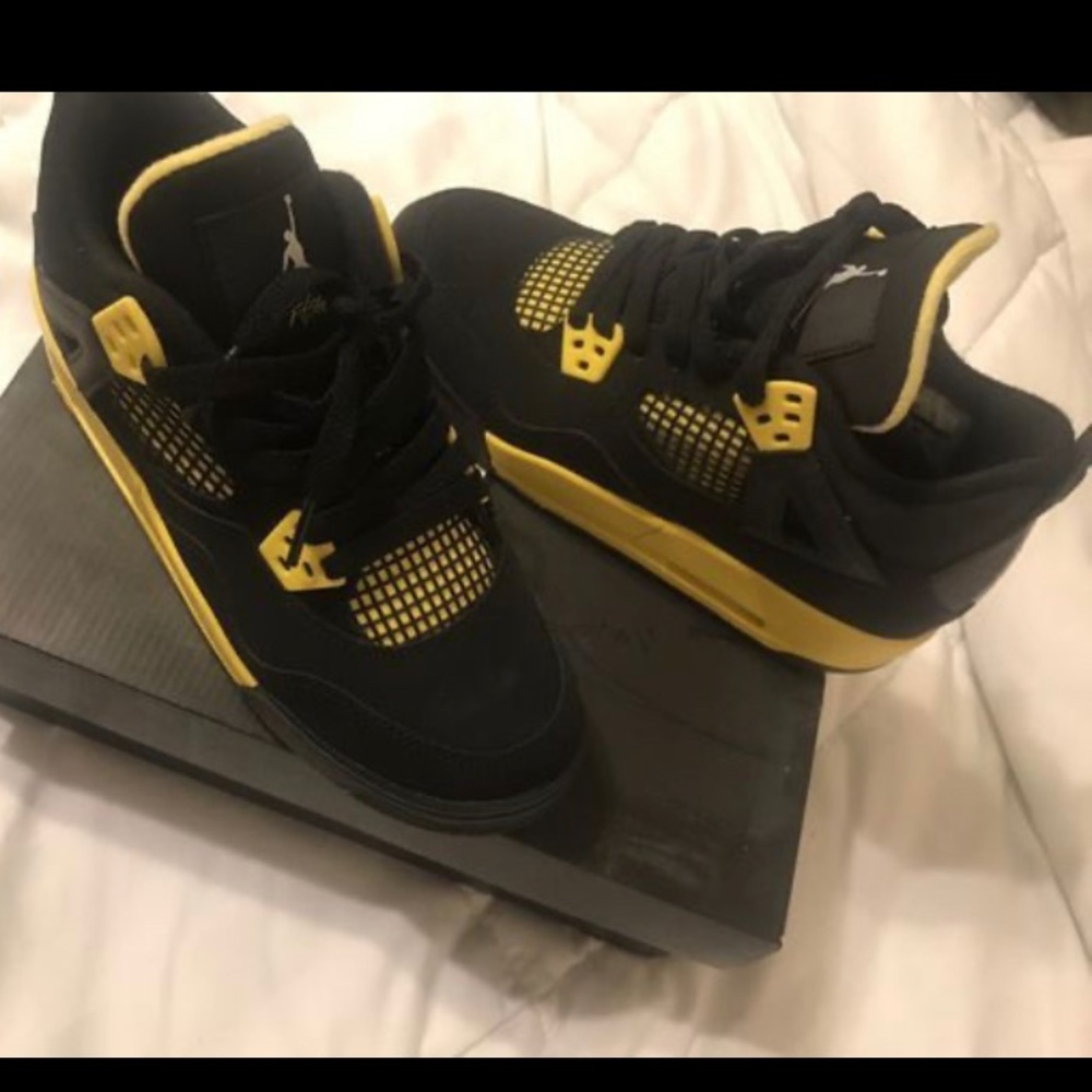 Jordan Retro 4
